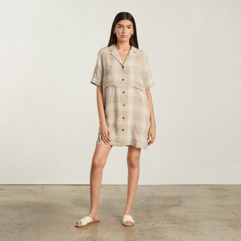 Small Everlane shirt dress linen